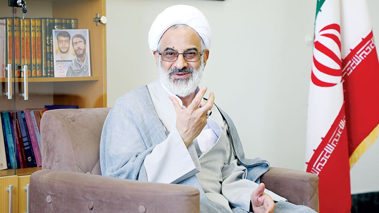 انتخابات پیروزی جبهه انقلاب اسلامی و پیروزی ولایت در برابر طاغوت و جبهه استکبار بود / رئیس‌جمهوری انتخاب شده که «نیروی انقلابی» است / دهه جدیدی را با دولت اسلامی شروع می‌کنیم / سپاه به همه دولت‌ها با هر گرایش سیاسی کمک کرده‌ است