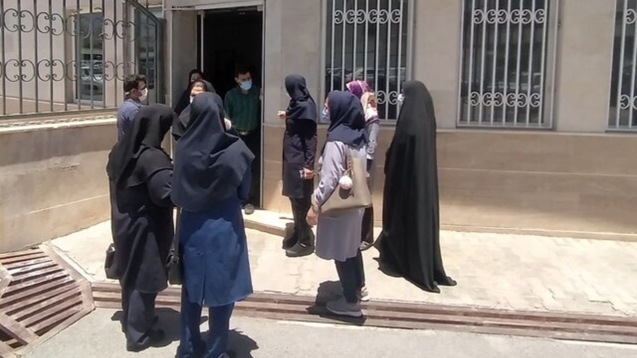چه کسی از مراقبان سلامت مراقبت می‌کند؟