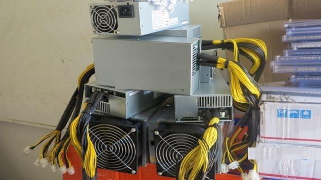 خاموشی مراکز مجاز رمزارز تا پایان شهریور 1400