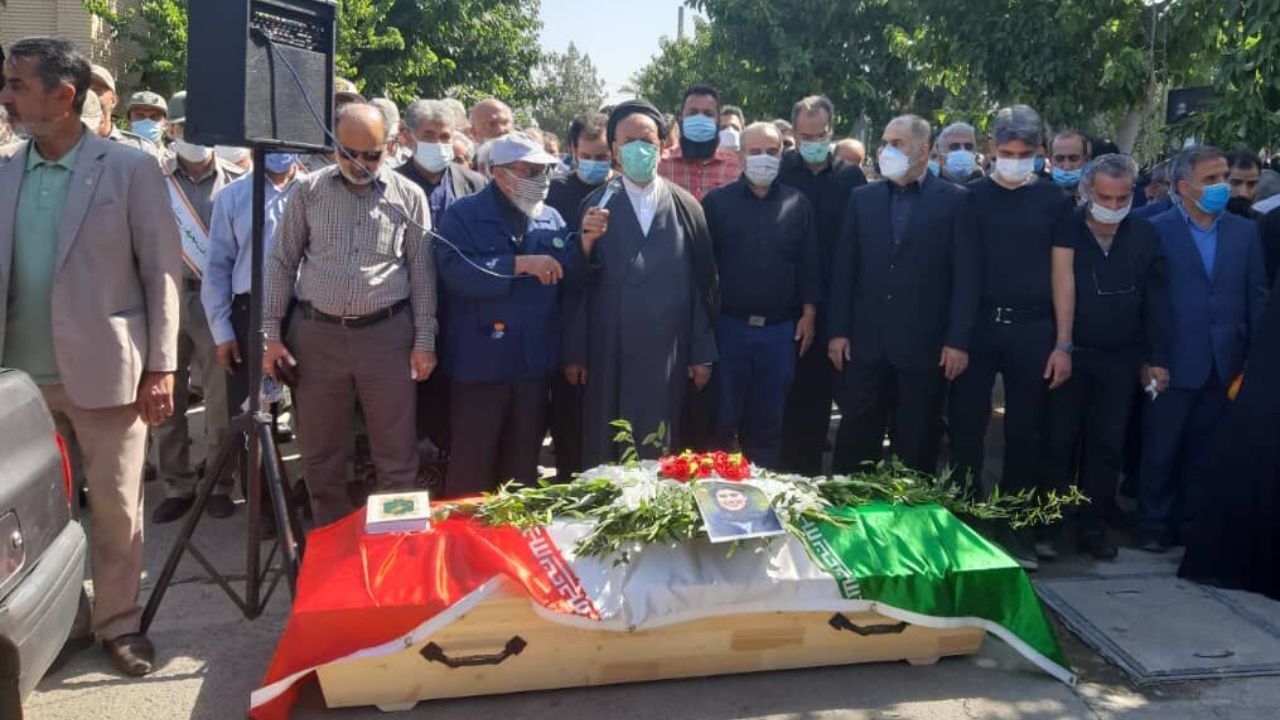 مراسم تشییع پیکر دو خبرنگار جان‌باخته در نقده برگزار شد