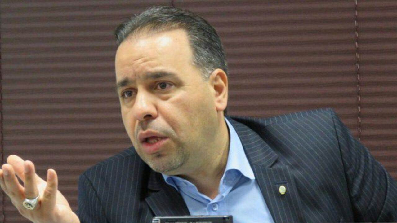 نمی‌توانیم تمامی تجربیات بشری را نادیده بگیریم / قانونگذاری در حوزه وکالت کشور، عقیم مانده است