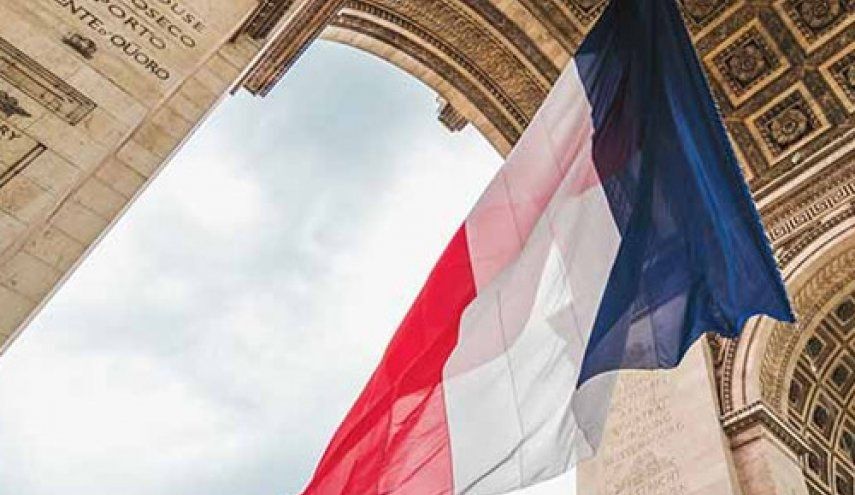 فرانسه از شهروندانش خواست اوکراین را ترک کنند
