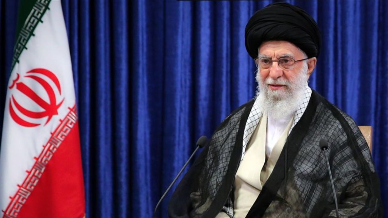 نگاه رهبر انقلاب نسبت به نقش‌آفرینی دانشجویان/ جنبش دانشجویی؛ ضداستکباری و آرمان‌خواه