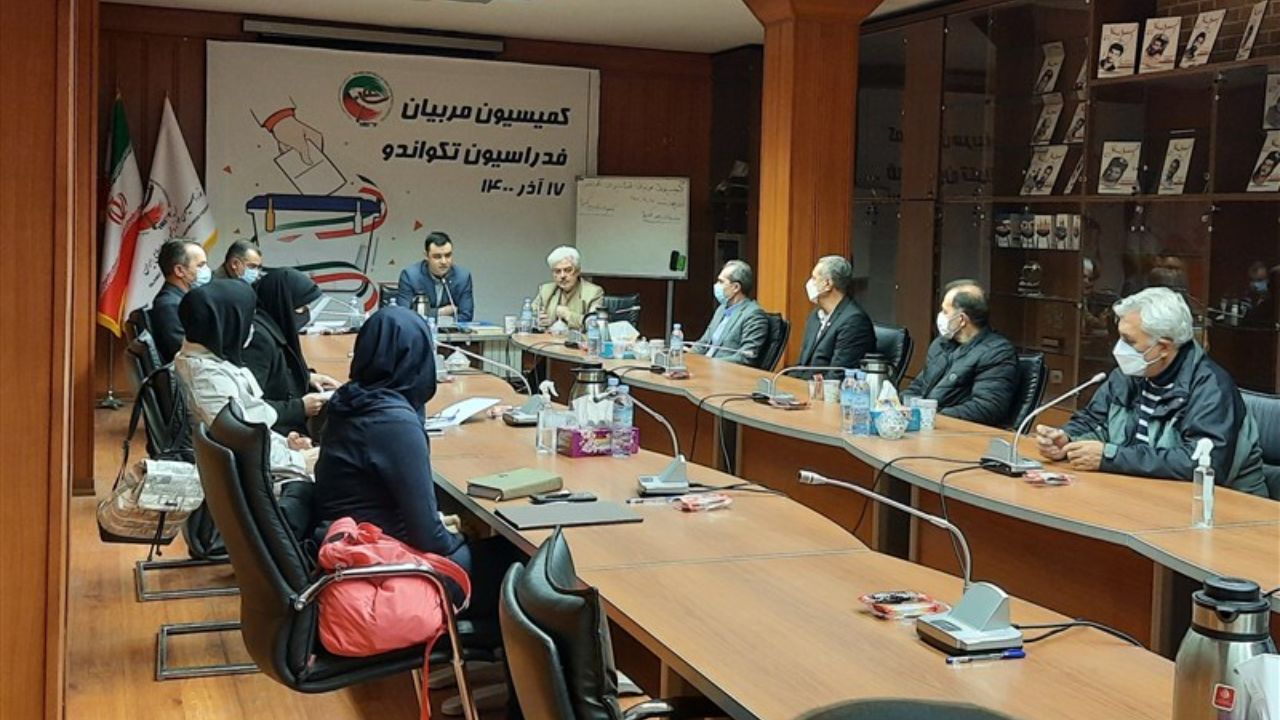 نظری و اسدپور رئیس و نایب رئیس کمیسیون مربیان فدراسیون تکواندو شدند