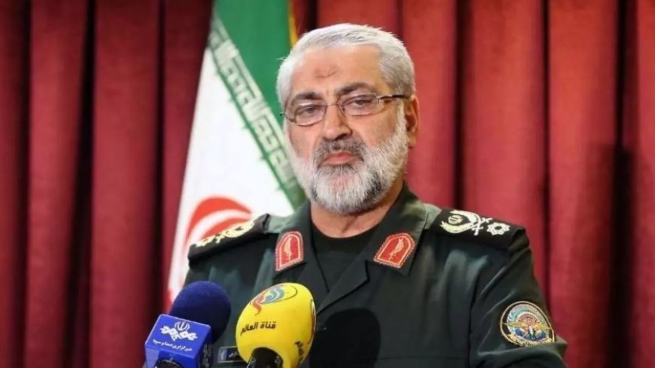 حتی اگر قطعه قطعه شویم نابودی اسرائیل بزرگترین هدفی است که دنبال می‌کنیم/ مردم از نظام جمهوری اسلامی خسته نیستند/ ملت از عملکرد بعضی از مسئولین به خصوص در گذشته خسته شده‌اند