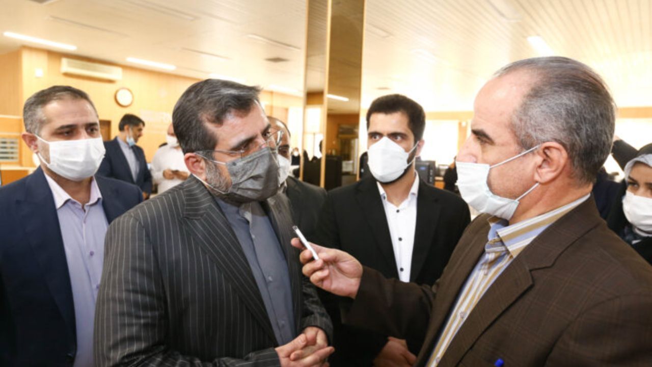 دستور وزیر فرهنگ به سازمان سینمایی برای رسیدگی به وضعیت فرامرز صدیقی