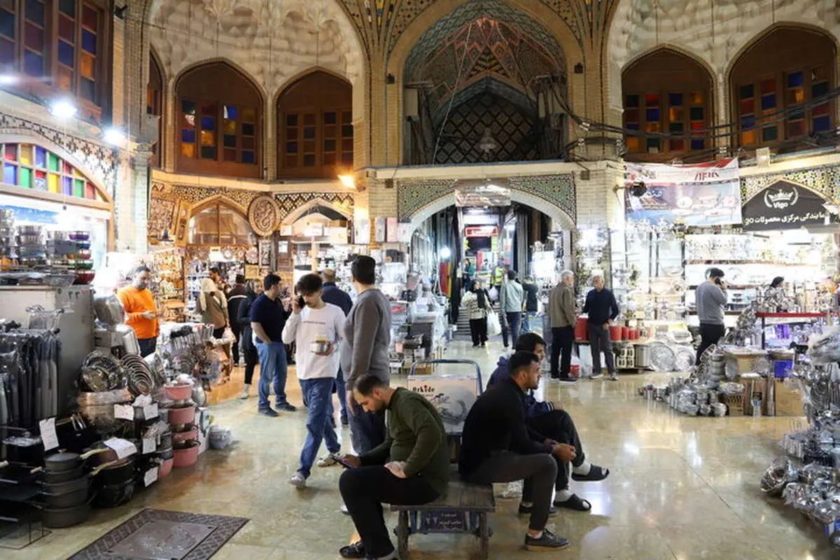 اعلام اسامی اماکن پرخطر در بازار تهران/ آتش‌نشانی: خطر تنها متوجه آن ۱۱ سرای بحرانی نیست بلکه سرا‌های مجاور آن‌ها نیز در معرض آسیب‌های شدید قرار دارند
