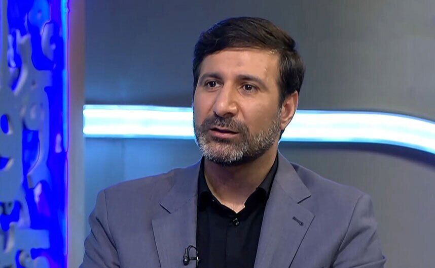 برخی مراجعه می‌کنند که فلان نامزد را تایید کن یا فلانی را رد کن؛ فکر می‌کنند یک نفر می‌تواند چنین کاری انجام دهد