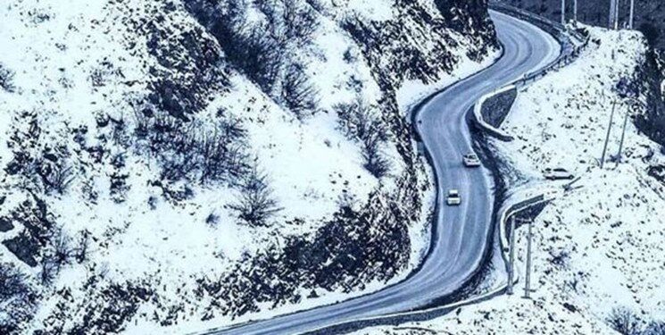 بوران شدید در جاده کرج - چالوس/ ترافیک سنگین است