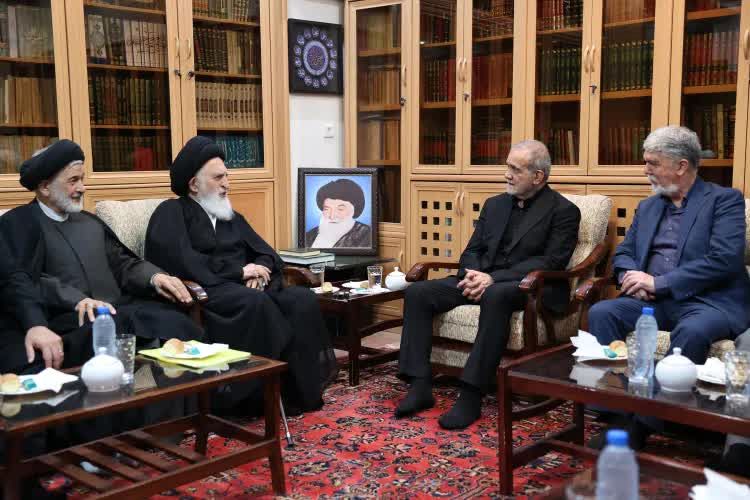كشور،منافع،بروجردي،علوي،شرايط،دولت،تقليد،مرجع،تأمين،ايران،تق ...