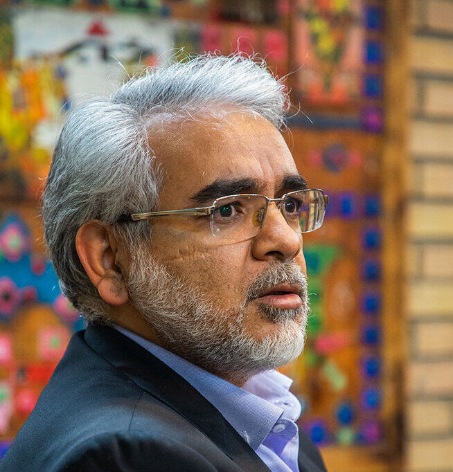 قربان‌زاده از سازمان خصوصی‌سازی می‌رود؛ قائم مقام تولیت آستان قدس جانشین او می‌شود