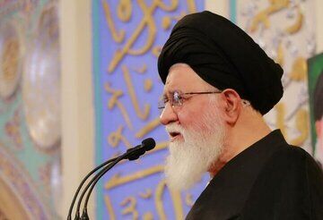 اظهارات جدید امام جمعه مشهد در مورد ورود زنان به استادیوم