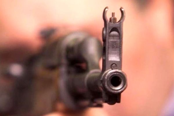 جزئیات حمله مسلحانه به ایست بازرسی بانه: دو نفر از پرسنل انتظامی به شهادت رسیدند/ سه تن دیگر، از جمله یک دختر سه ساله مجروح شدند