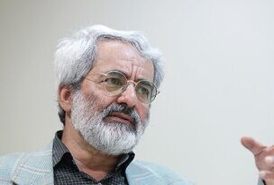 سلیمی‌نمین: ادعای «دور زدن رهبری در مذاکرات» سست، ناشایست و جفاست / دشمن با فشار روانی می‌خواهد برنامه مذاکره‌کنندگان را لو بدهد
