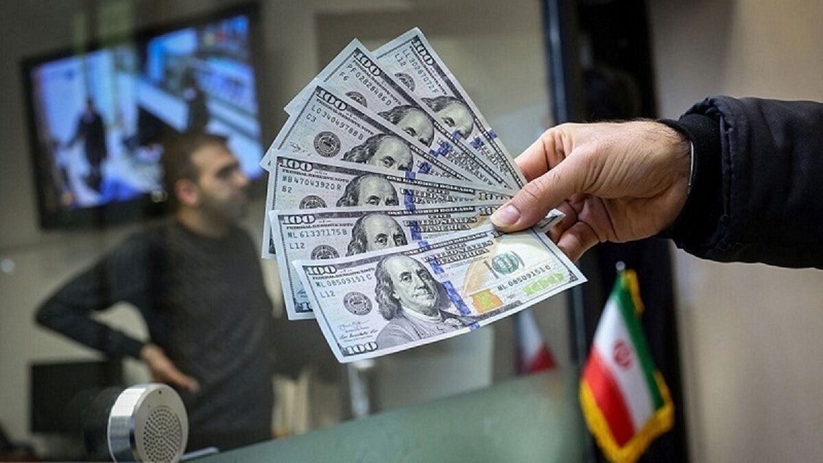 روز دلار... آه از این دلار...