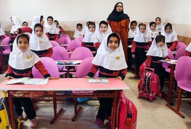 محمودزاده: بومی‌سازی کتاب‌های آموزش زبان در دستور کار است
