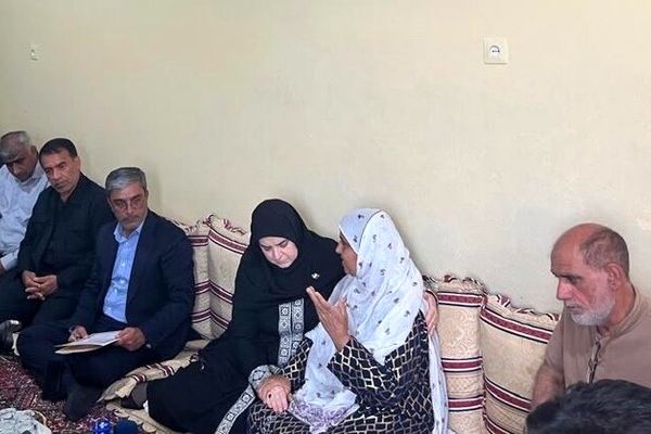 ابلاغ پیام رئیس‌ جمهوری به خانواده‌های شهدای بندر خمیر