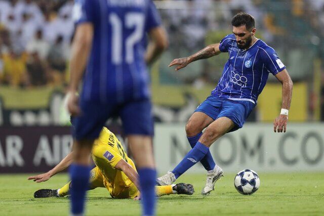 واکنش فولاد به مذاکره با مدافع جنجالی استقلال