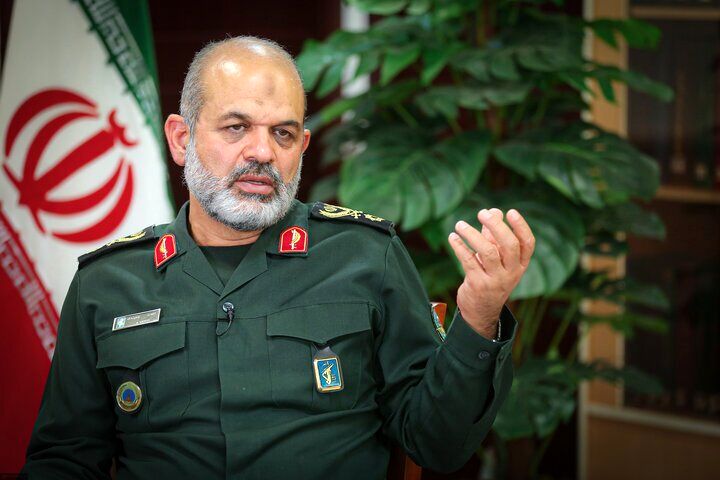 سردار وحیدی: تهدیدات اسرائیل نشانه آشفتگی است / این رژیم تلاش دارد شکست سنگین خود در جنگ ۱۲ روزه را پنهان کند