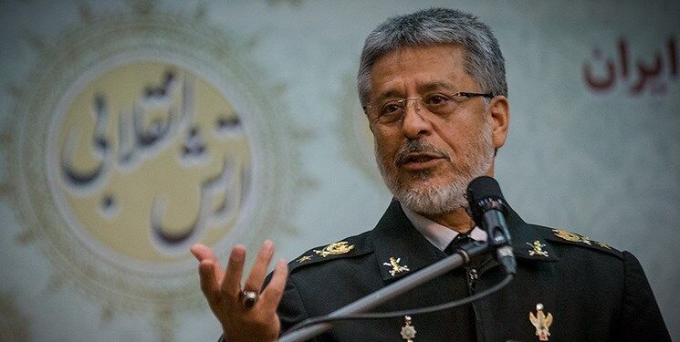 درخواست مهم دریادار سیاری از اساتید ارتش