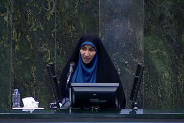 جز لیست نیروهای انقلابی نبودم اما خیلی از فرماندهان سپاه و ائمه جمعه و اصلاح‌طلبان در انتخابات کمکم کردند