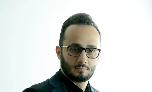 تبریک محمدرضا منصوری به دکتر افشین طاهری اعظم پیرو حضور در جمع دانشمندان برتر جهان