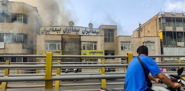 جزئیات آتش‌سوزی در فروشگاه کفش در خیابان دماوند