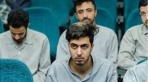 برخلاف قانون و اظهارنظر مسئولان قضایی، هنوز اجازه حضور وکیل در پرونده کرمی صادر نشده