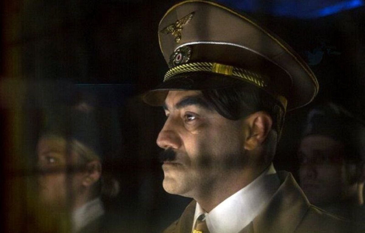 مخاطبان، بلیط «جنگ جهانی سوم» را از گیشه پردیس سینمایی مگامال بخرند
