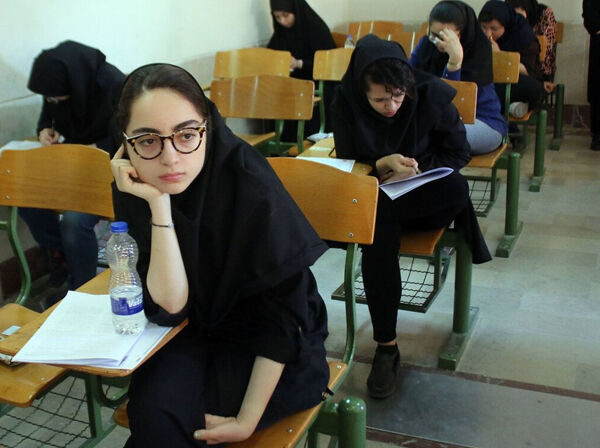 سوالات امتحان نهایی دانش‌آموزان خارج از کتاب بود؟