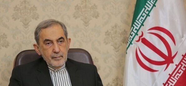 ولایتی: کشوری که عمرش به نیم قرن نمی‌رسد دربارۀ جزایر تاریخی ایران ادعا می‌کند