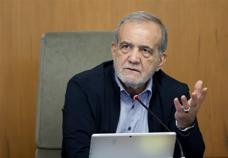تاکید پزشکیان در رسیدگی به خانواده‌ آسیب‌دیدگان و پیگیری برای تسریع در آزادی زندانیان