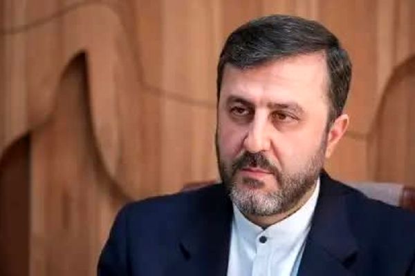 غریب‌آبادی: ایران نسبت به هر حرکت نظامی در تنگه هرمز هشدار می‌دهد