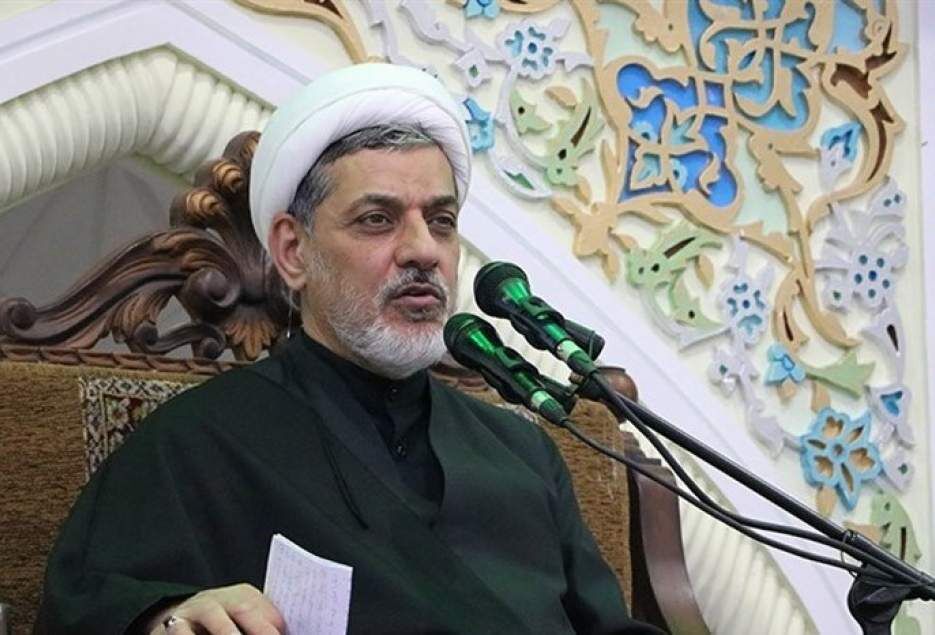 به خانمی می‌گوییم حجابت را رعایت کن، می‌گوید جلوی گرانی را بگیرید؛ این فرافکنی در گناه است
