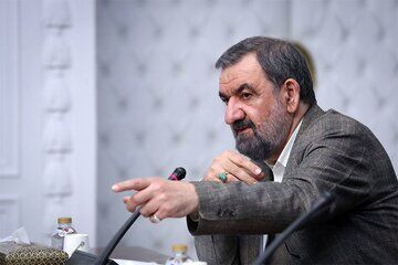 واکنش محسن رضایی به حملات نظامی آمریکا و انگلیس به یمن؛ حماقت بزرگی کردید + عکس