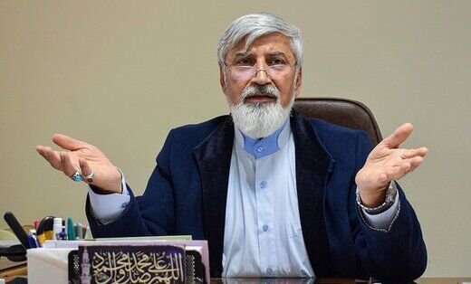 بی‌حجابی به اصل نظام ضربه می‌زند؛ پس حرام سیاسی است