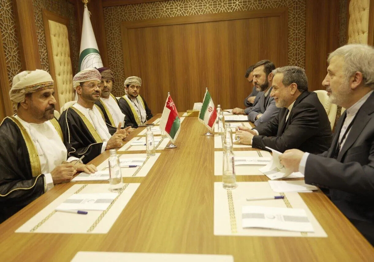 مالکی، عضو کمیسیون امنیت ملی: مذاکرات ایران و عمان درباره تنگه هرمز در آستانه نهایی‌شدن است / عمانی‌ها پذیرفته‌اند که موقتا از مسیر جنوبی استفاده نشود/ دو کشور بر روی مسیر مشخصی که موردنظر ایران است تمرکز کرده‌اند