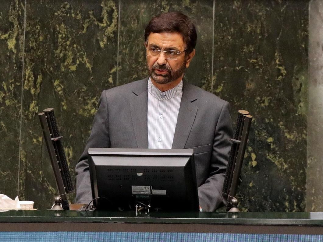 راه‌های غیردیپلماسی هم در قبال طالبان برای حقابه هیرمند داریم؛ مثل تعطیلی سفارت طالبان/ شاهد مرگ تدریجی در منطقه سیستان و بلوچستان هستیم!