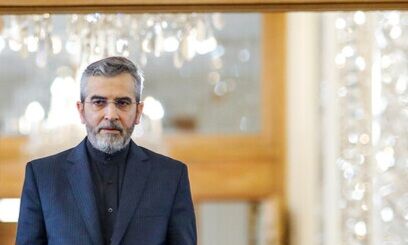 علی باقری: دارایی های ایران باید بدون قید و شرط آزاد شود