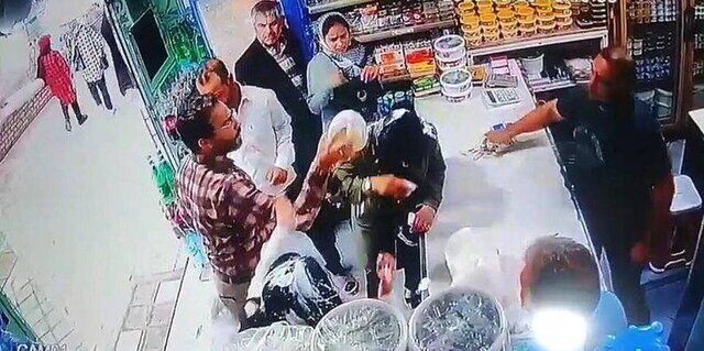 با سطل ماست و باتوم زنان باحجاب نمی‌شوند