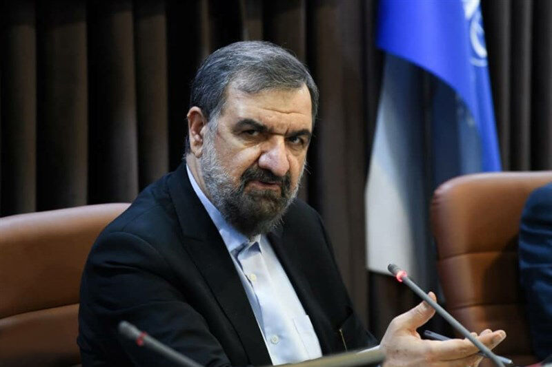 نصف فشار اقتصادی وارد شده به ایران به اقتصاد کشور دیگری وارد شود کمتر از ۴۸ ساعت سقوط می کند