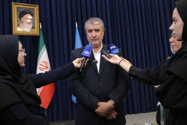 اسلامی: بخش عمده‌ای از فعالیت‌های سازمان انرژی اتمی به تولید مشتقات آب سنگین اختصاص داده شده