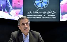 در ۴۰ سال گذشته همواره کسری بودجه داشته‌ایم