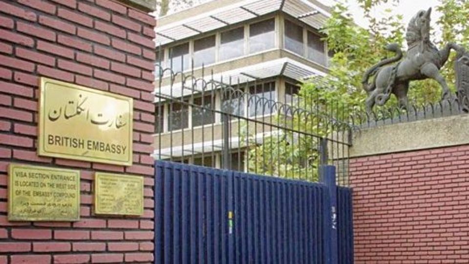 دیپلمات‌های انگلیس از ایران خارج شدند 