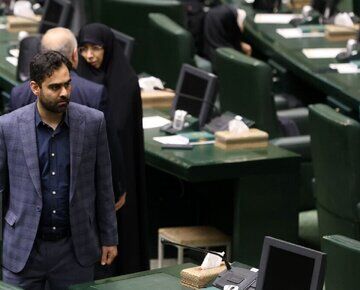نواصولگرایان رادیکال علیه اصولگرایان / میراثی که دولت رئیسی برای جریان راست به جا گذاشت