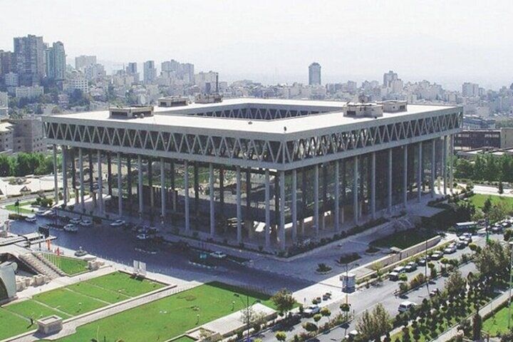 دلیل صداوسیما برای حذف مجریان چیست؟ / جبلی: هدف خودمان را بالا قرار دادیم که کلِ جامعه و ظرفیت‌ها را ببینیم