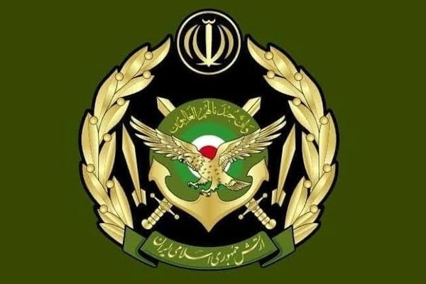 پرواز جنگنده ارتش در آسمان مشهد + عکس