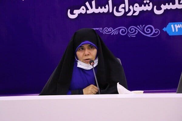 واکنش رئیس فراکسیون زنان مجلس به قتل دختر ۱۷ ساله اهوازی به دست پدرش؛ قتل ناموسی در ایران فراگیر نیست