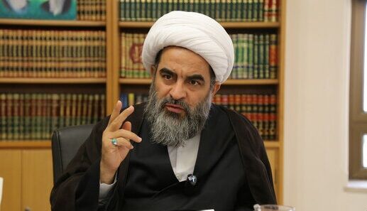 در امر به معروف و نهی از منکر با زبان خشن حق حرف زدن نداری!