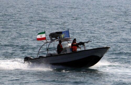 هشدار جدی نیروی دریای سپاه درباره تردد شناورها در تنگه هرمز / فقط عبور از این مسیرها مجاز است